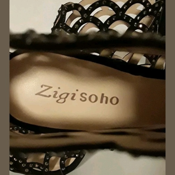 Zigi Soho "Duran" black faux suede stiletto NWOT - Picture 5 of 8